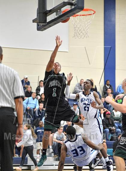Thumbnail 3 in Pine Crest @ Berkeley Prep (Berkely Basketball Invitational) photogallery.