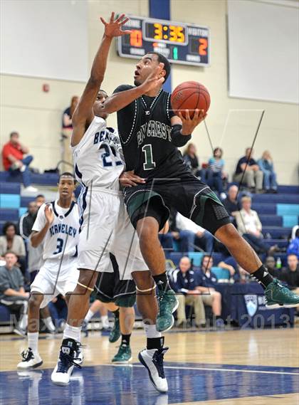 Thumbnail 2 in Pine Crest @ Berkeley Prep (Berkely Basketball Invitational) photogallery.