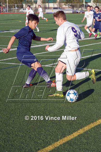 Thumbnail 1 in Cascade Christian @ Sumner photogallery.