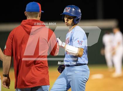 Thumbnail 3 in Lake Travis vs. Westlake photogallery.