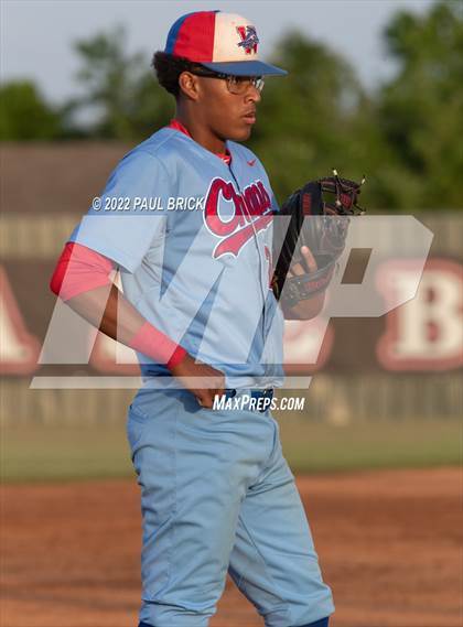 Thumbnail 3 in Lake Travis vs. Westlake photogallery.