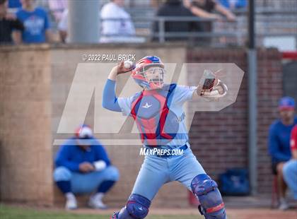 Thumbnail 2 in Lake Travis vs. Westlake photogallery.