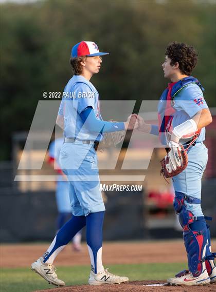 Thumbnail 2 in Lake Travis vs. Westlake photogallery.