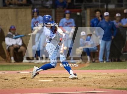 Thumbnail 2 in Lake Travis vs. Westlake photogallery.
