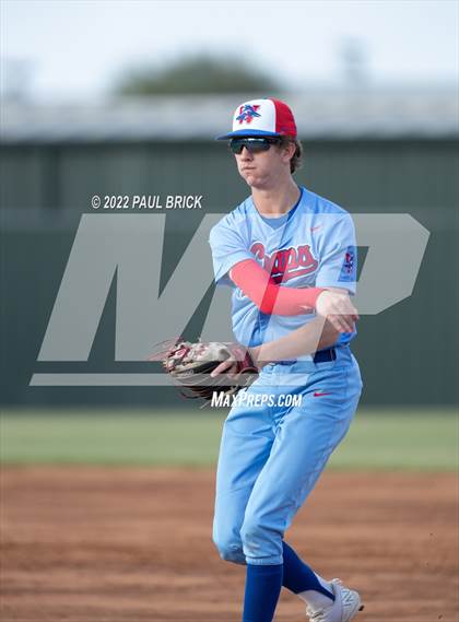 Thumbnail 2 in Lake Travis vs. Westlake photogallery.
