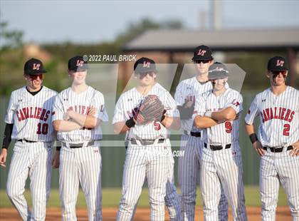 Thumbnail 2 in Lake Travis vs. Westlake photogallery.