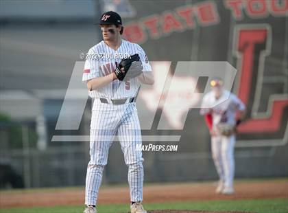 Thumbnail 3 in Lake Travis vs. Westlake photogallery.