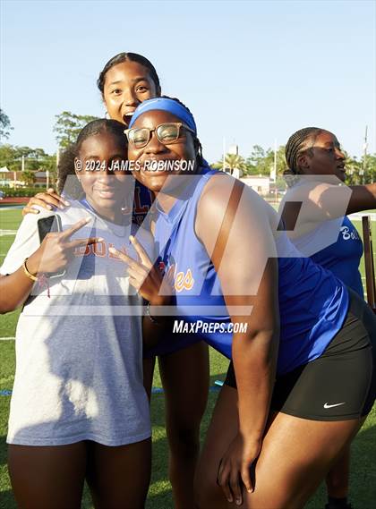 Thumbnail 2 in FHSAA District 3-2A (Awards) photogallery.
