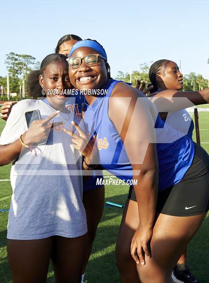 Thumbnail 1 in FHSAA District 3-2A (Awards) photogallery.