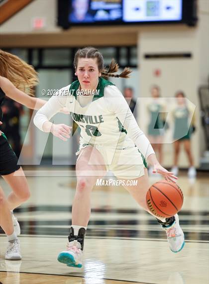 Thumbnail 2 in Westfield vs Zionsville (IHSAA  4A Sectional Round 1) photogallery.