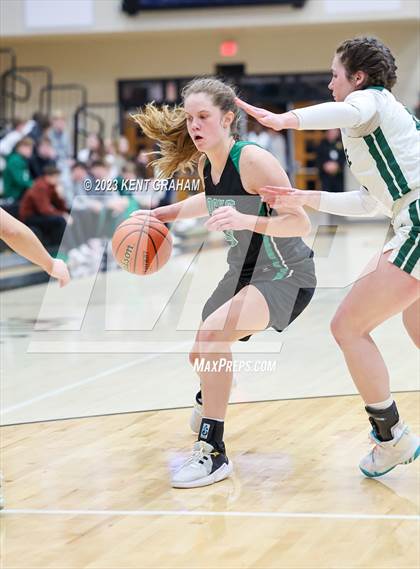 Thumbnail 1 in Westfield vs Zionsville (IHSAA  4A Sectional Round 1) photogallery.