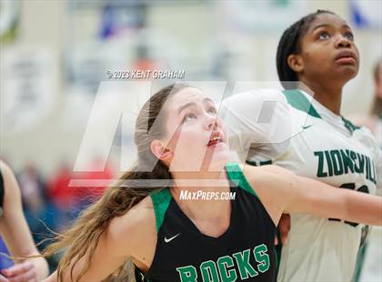 Thumbnail 2 in Westfield vs Zionsville (IHSAA  4A Sectional Round 1) photogallery.