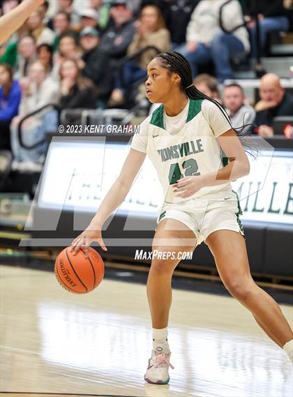Thumbnail 1 in Westfield vs Zionsville (IHSAA  4A Sectional Round 1) photogallery.