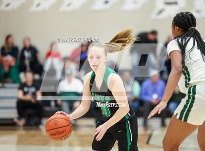 Thumbnail 2 in Westfield vs Zionsville (IHSAA  4A Sectional Round 1) photogallery.