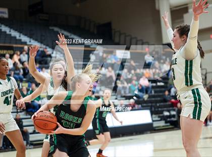Thumbnail 1 in Westfield vs Zionsville (IHSAA  4A Sectional Round 1) photogallery.