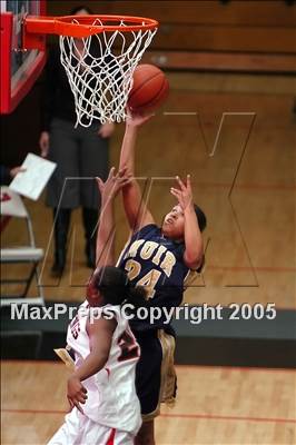 Thumbnail 2 in Muir vs Rancho Verde (Ayala Christmas Tourney) photogallery.