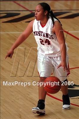 Thumbnail 2 in Muir vs Rancho Verde (Ayala Christmas Tourney) photogallery.