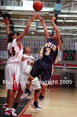 Thumbnail 1 in Muir vs Rancho Verde (Ayala Christmas Tourney) photogallery.