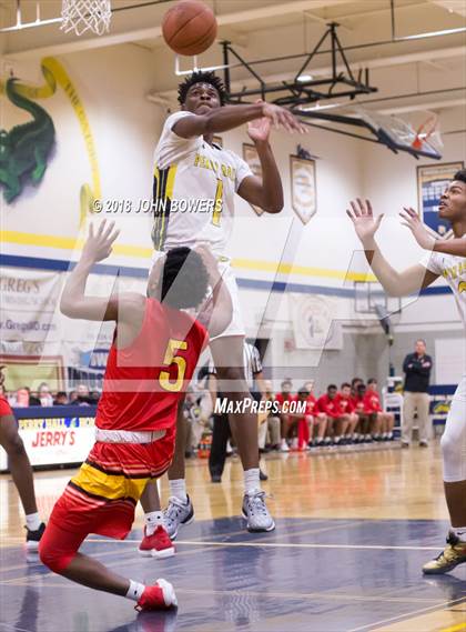 Thumbnail 2 in Dulaney @ Perry Hall photogallery.