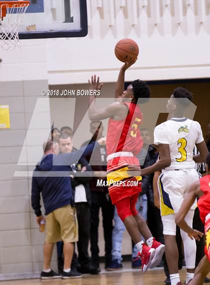 Thumbnail 3 in Dulaney @ Perry Hall photogallery.