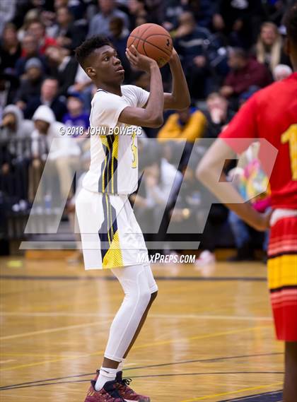 Thumbnail 2 in Dulaney @ Perry Hall photogallery.