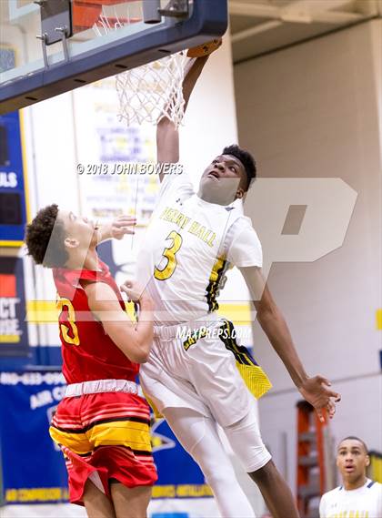 Thumbnail 3 in Dulaney @ Perry Hall photogallery.