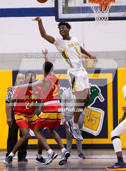 Thumbnail 1 in Dulaney @ Perry Hall photogallery.