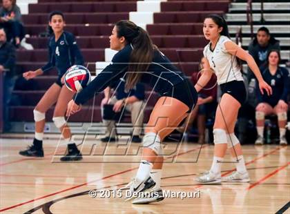 Thumbnail 1 in Carlmont vs. Los Altos (CIF CCS D1 Semifinal) photogallery.