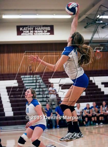Thumbnail 3 in Carlmont vs. Los Altos (CIF CCS D1 Semifinal) photogallery.
