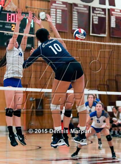 Thumbnail 2 in Carlmont vs. Los Altos (CIF CCS D1 Semifinal) photogallery.