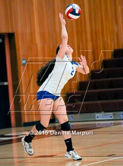Thumbnail 2 in Carlmont vs. Los Altos (CIF CCS D1 Semifinal) photogallery.
