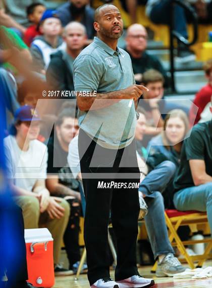 Thumbnail 2 in Shadow Mountain vs Sierra Canyon (Hoophall West) photogallery.