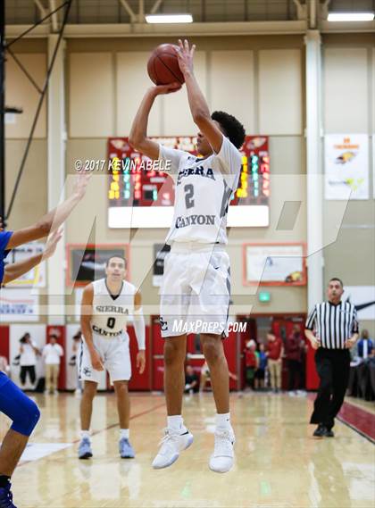 Thumbnail 2 in Shadow Mountain vs Sierra Canyon (Hoophall West) photogallery.