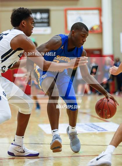 Thumbnail 3 in Shadow Mountain vs Sierra Canyon (Hoophall West) photogallery.