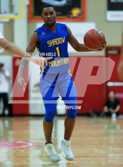 Thumbnail 3 in Shadow Mountain vs Sierra Canyon (Hoophall West) photogallery.