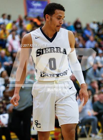 Thumbnail 2 in Shadow Mountain vs Sierra Canyon (Hoophall West) photogallery.