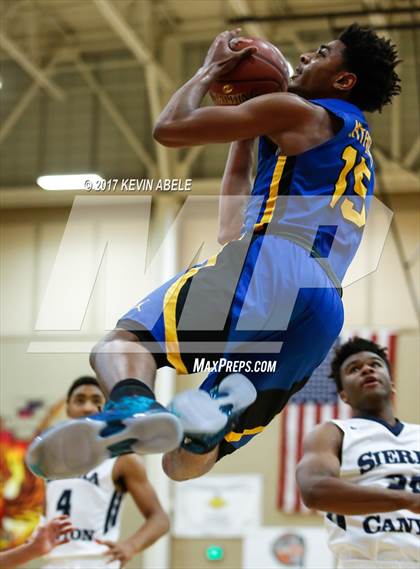 Thumbnail 1 in Shadow Mountain vs Sierra Canyon (Hoophall West) photogallery.