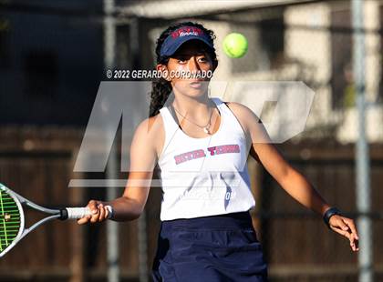 Thumbnail 1 in Beyer @ Lathrop photogallery.