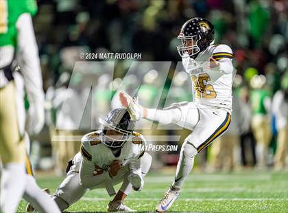 Thumbnail 1 in Carrollton @ Buford (GHSA 6A Semifinal) photogallery.