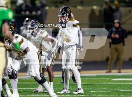 Thumbnail 3 in Carrollton @ Buford (GHSA 6A Semifinal) photogallery.