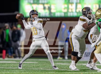 Thumbnail 2 in Carrollton @ Buford (GHSA 6A Semifinal) photogallery.