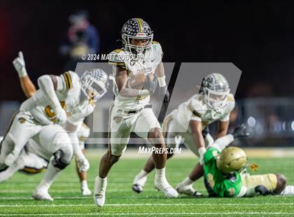 Thumbnail 3 in Carrollton @ Buford (GHSA 6A Semifinal) photogallery.