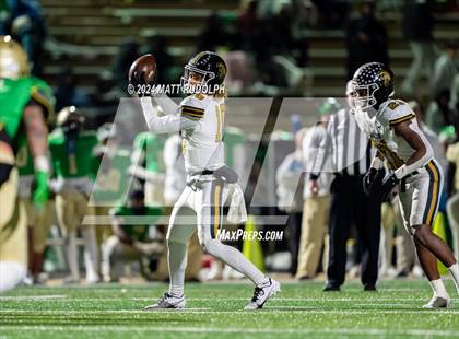 Thumbnail 1 in Carrollton @ Buford (GHSA 6A Semifinal) photogallery.