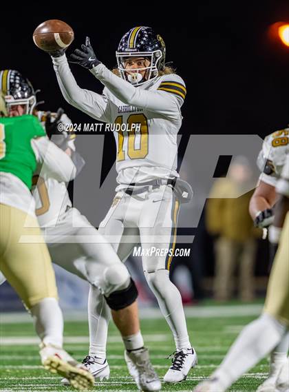 Thumbnail 1 in Carrollton @ Buford (GHSA 6A Semifinal) photogallery.