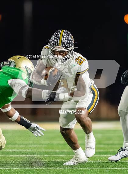 Thumbnail 3 in Carrollton @ Buford (GHSA 6A Semifinal) photogallery.
