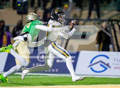 Thumbnail 1 in Carrollton @ Buford (GHSA 6A Semifinal) photogallery.