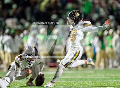 Thumbnail 1 in Carrollton @ Buford (GHSA 6A Semifinal) photogallery.