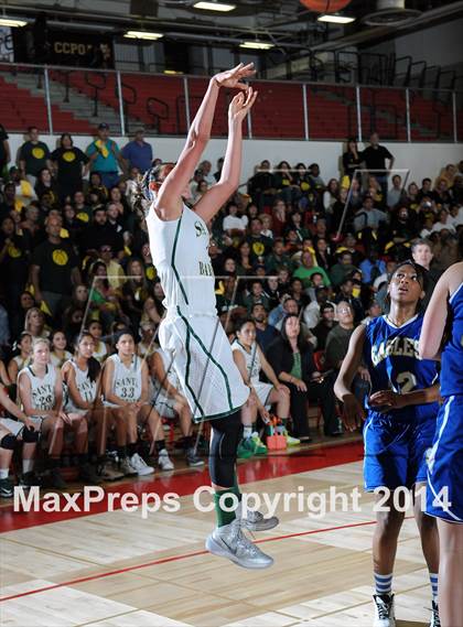 Thumbnail 1 in Santa Barbara vs. Santa Margarita (CIF SoCal Regional D3 Final) photogallery.