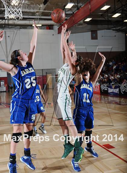 Thumbnail 1 in Santa Barbara vs. Santa Margarita (CIF SoCal Regional D3 Final) photogallery.
