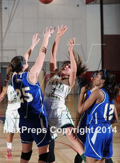 Thumbnail 1 in Santa Barbara vs. Santa Margarita (CIF SoCal Regional D3 Final) photogallery.